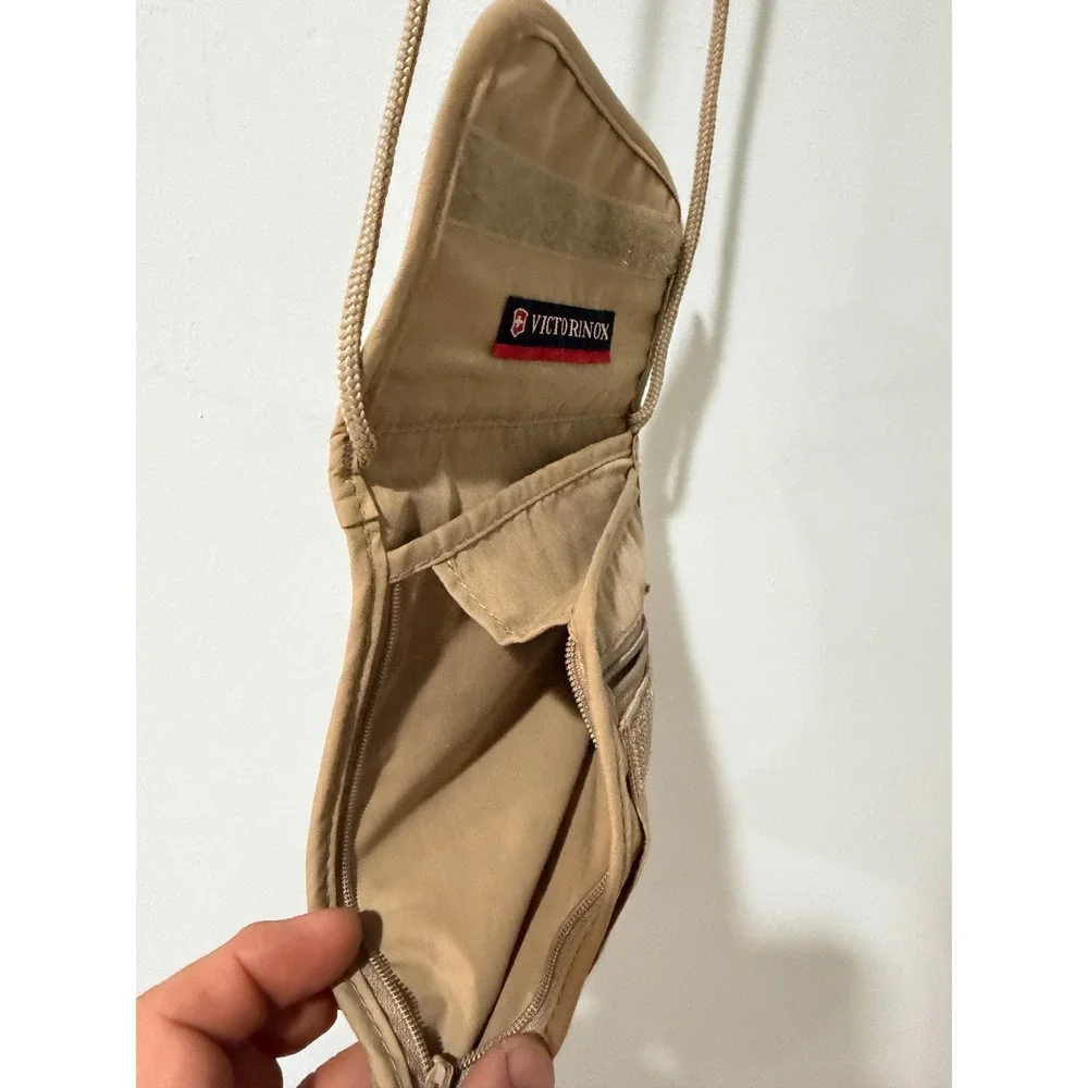 Victorinox Swiss Army Travel Neck Pouch Passport Holder Tan Khaki Nylon Bag